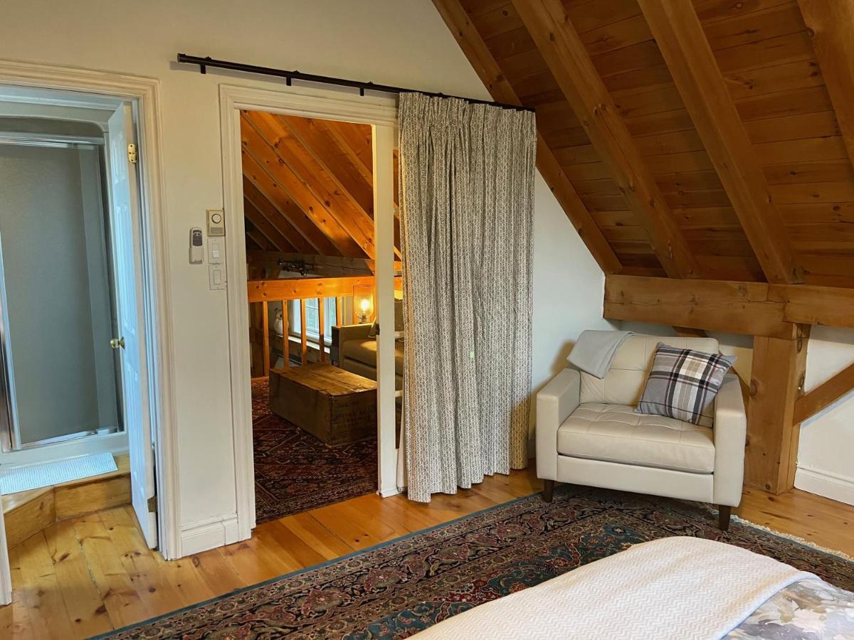 Maison Napoleon B&B Монт-Тремблант Екстериор снимка
