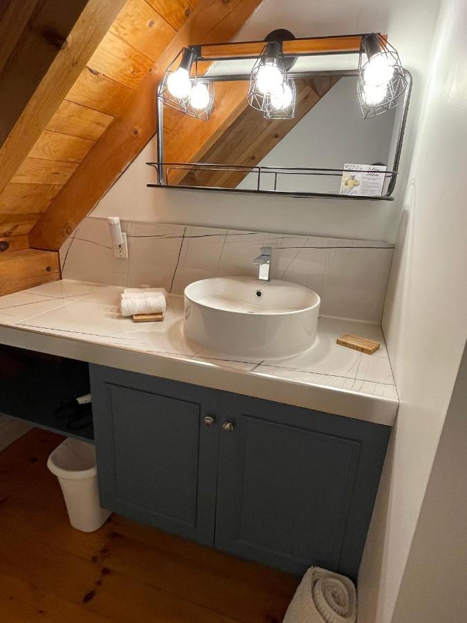 Maison Napoleon B&B Монт-Тремблант Екстериор снимка